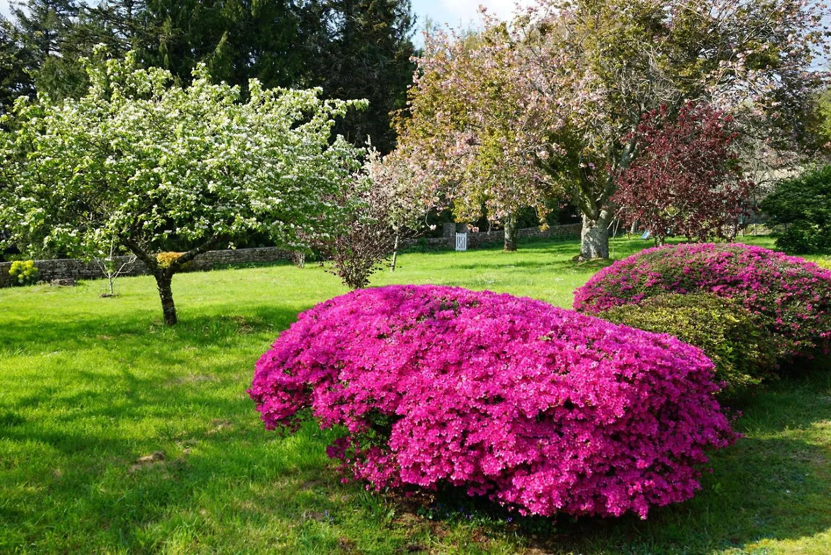 Les Jardins De Bathilde - Au Sein Du Chateau De Bothane Guidel 0*,  France